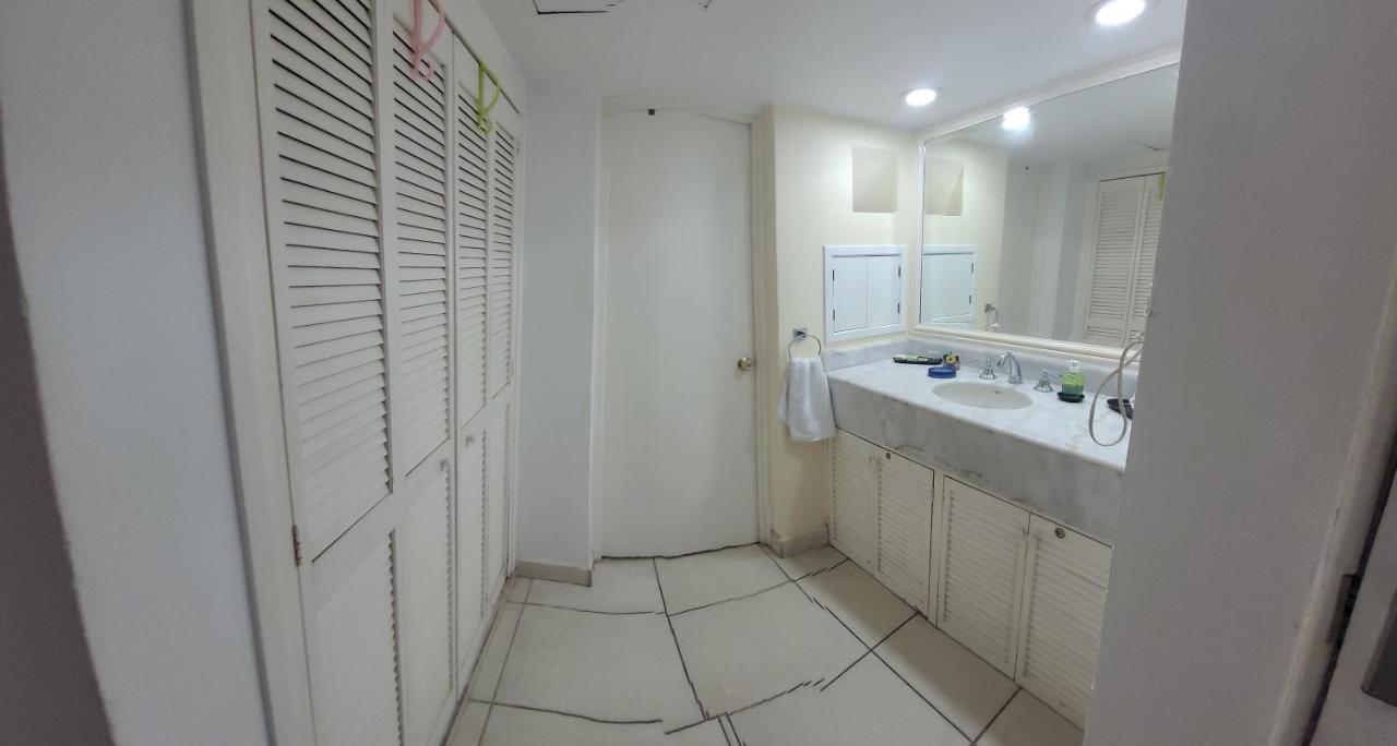 Beachfront View Condo Beside La Isla Mall Puerto Vallarta Esterno foto